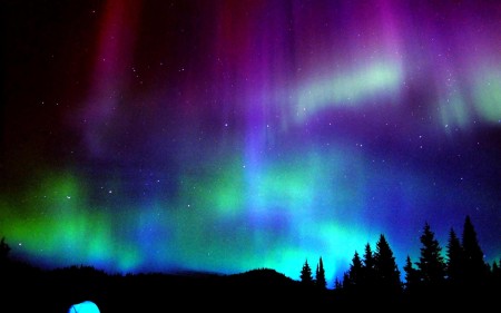 colorful-aurora-borealis-wallpaper1